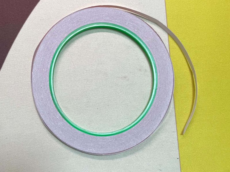 導電銅箔膠帶：金色一捲，就是這堂課的電線